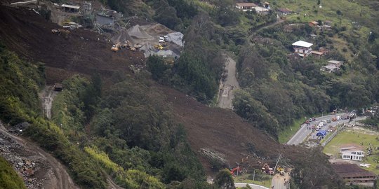 Parahnya tanah longsor di Kolombia, 6 orang tewas