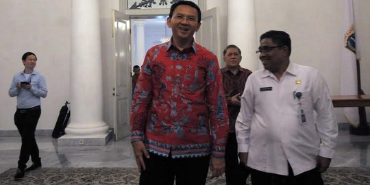 Sumarsono ke PNS: Terimalah saya sebagai pimpinan saudara sekalian