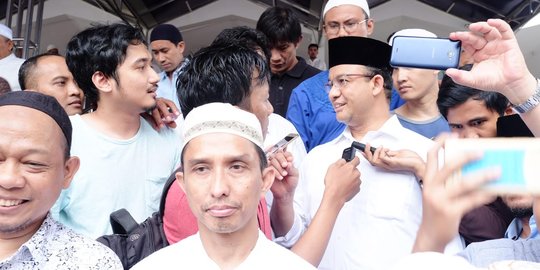 Anies minta Waseso buktikan pernah kirim buku bahaya narkoba