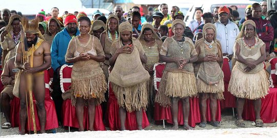 Ungkapan syukur masyarakat Papua usai PLN terangi wilayahnya