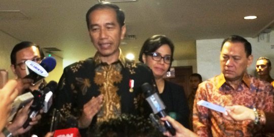 Jokowi: Ada yang simpan uang di bawah kasur sampai Rp 1 triliun