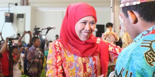 Di hadapan para santri, Menteri Khofifah cerita soal karir suksesnya