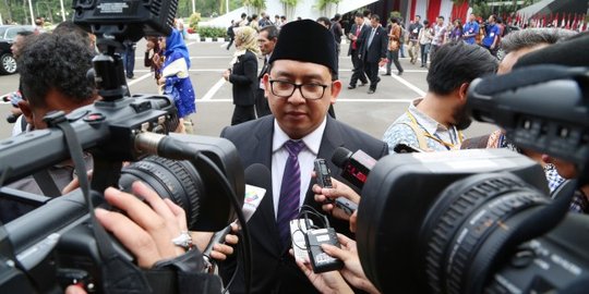 Fadli Zon soal demo Ahok: Presiden jangan kabur, terima pendemo