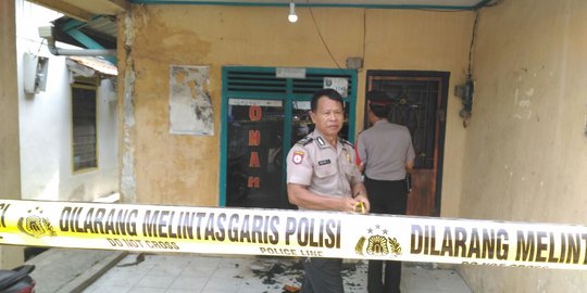 Diduga dilempar bom molotov, salon di Palembang nyaris terbakar