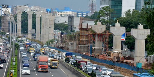 Melihat kondisi terkini megaproyek MRT di Jalan TB Simatupang