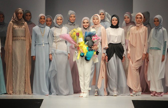Saat desainer Indonesia jadi trendsetter busana muslim 