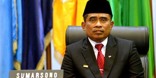 Sumarsono berkukuh tunda lelang mendahului senilai Rp 4,4 triliun