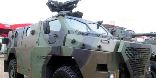 Pindad kenalkan Sanca, kendaraan baja anti-ranjau pertama di NKRI