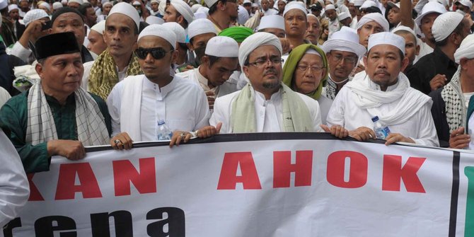 Ada Demo Ahok Kantor Perbankan Di Kawasan Thamrin Tutup Merdeka Com Ada Demo Ahok Kantor Perbankan Di Kawasan Thamrin Tutup Merdeka Com