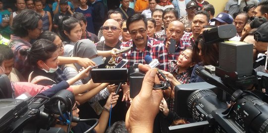 Di Pasar Pramuka, Djarot ditodong pedagang tak lakukan penggusuran