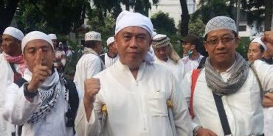 Tekad Ahmad demo Ahok pantang surut, meski hanya punya satu kaki