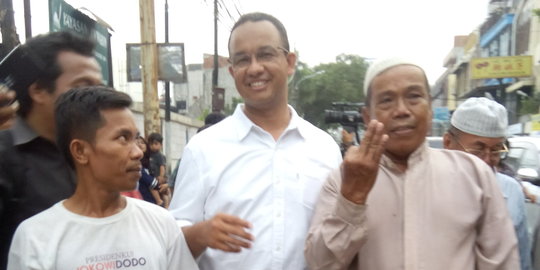 Datang ke Pondok Pinang, Anies disambut lagu 'Anies Kebanggaanku'