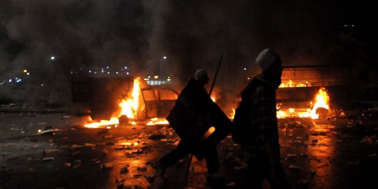 Demo 4 November, 1 personel polisi kena tusuk bambu