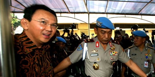 Gaya santai Ahok penuhi pemeriksaan terkait kasus penistaan agama