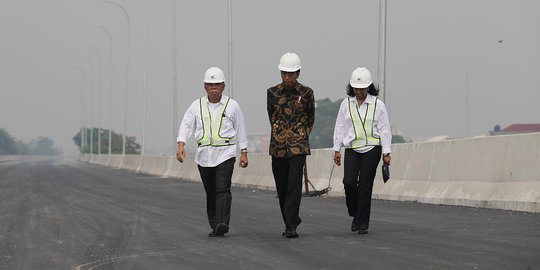 Jokowi sidak pembangunan Tol Becakayu