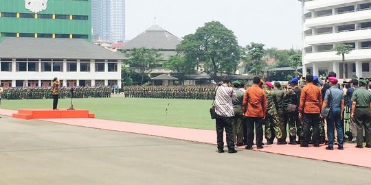 Depan ribuan prajurit TNI, Jokowi bicara soal adu domba dan SARA