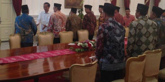 Usai temui prajurit TNI, Jokowi sambangi tokoh NU