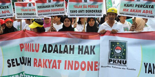 Pemilu, jual simbol partai atau tokoh?