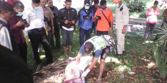 Bangkai anjing dalam karung hebohkan warga Malang