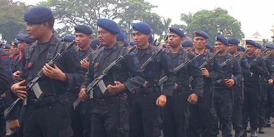 2 Anggota Brimob dikeroyok ormas, senjata api laras panjang dirampas