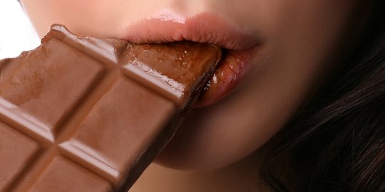 Wah, sekarang ada cokelat anti nyeri haid khusus buat wanita