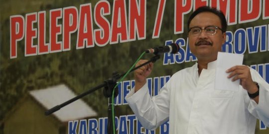 Gus Ipul lepas 100 transmigran asal Jatim ke Kalimantan Utara