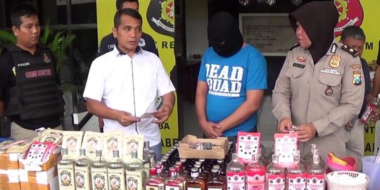 Produksi miras oplosan ilegal, EPS diamankan polisi di Surabaya