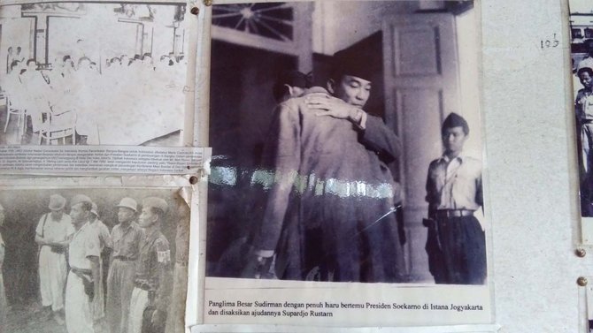 museum frans dan alex mendur