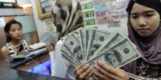 Rupiah tak beranjak dari Rp 13.100-an per USD usai kemenangan Trump