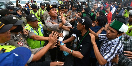 Tuntut keadilan, sejumlah anggota HMI geruduk Mapolresta Solo