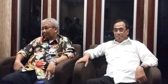 Menhub Budi curhat soal proyek Patimban & LRT ke Darmin, ini isinya