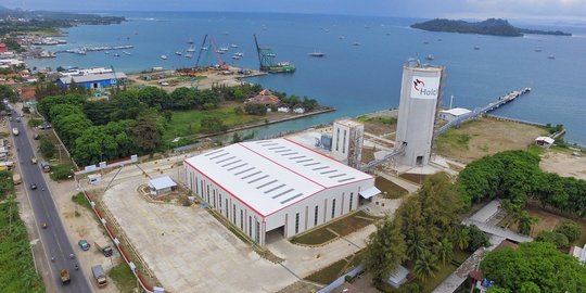 Holcim resmikan terminal semen di Lampung