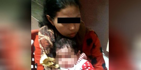 Sambil gendong bayi, ibu ini pukul korban pakai kayu lalu curi emas