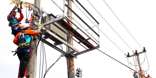 DPR minta PLN sampingkan bisnis lain dan fokus pada 35.000 MW