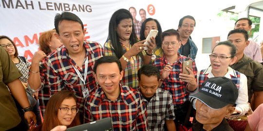 Ahok siap jadi tersangka kasus dugaan penistaan agama