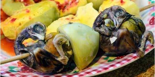 8 makanan paling menjijikkan yang pernah ada di dunia!