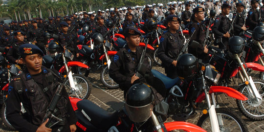 Semua anggota Brimob yang muslim dibekali asmaul husna
