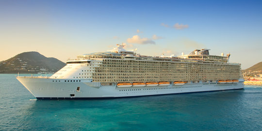 Ketika Berlibur Di Kapal Pesiar Bukan Lagi Mimpi Merdeka Com