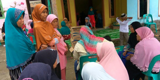 Bocah kembar yang hanyut di Sungai Denai dimakamkan di satu liang