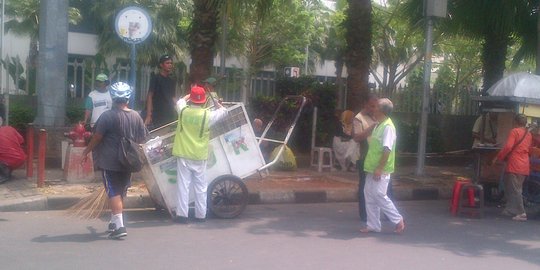 Pemkot Solo keluhkan masih butuh seribu tenaga kebersihan