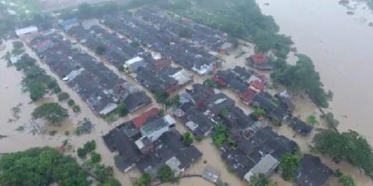 Dihantam banjir, 138 hektare sawah di Karawang terancam gagal panen