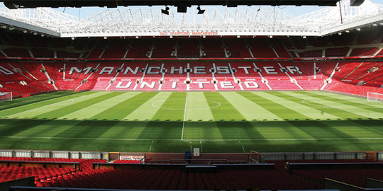 Anies-Sandiaga janji bangun stadion mirip markas Manchester United