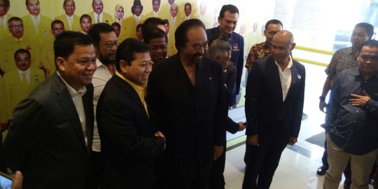 Surya Paloh rapat tertutup dengan Setya Novanto di markas Golkar