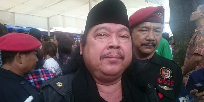 Ormas Betawi ini klaim bakal lindungi Ahok jika didemo 