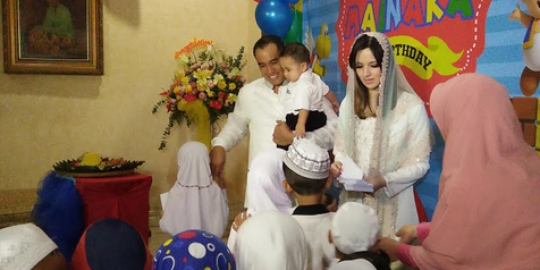 Meriah, ini suasana perayaan ulang tahun anak kedua Nia 