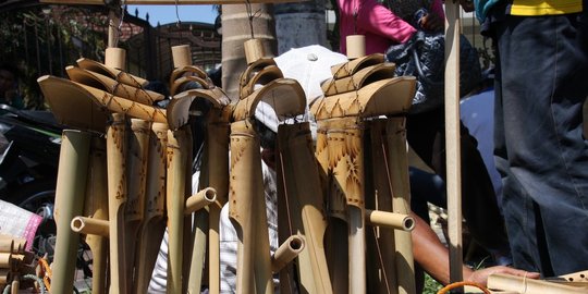 Gubernur Jabar: Mari kita sebar perdamaian dunia dengan angklung