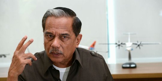 maroef berasal dari golongan militer rev1