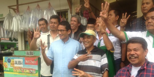 Sandiaga datang ke Pasar Pesangrahan, pedagang ngeluh sepi pembeli