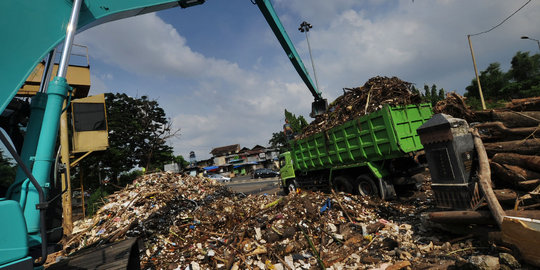 Pemprov DKI intensifkan pengawasan sampah, macet dan lampu jalan