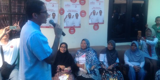 Pamer program Sandiaga Uno di depan warga Pesanggrahan, Jaksel